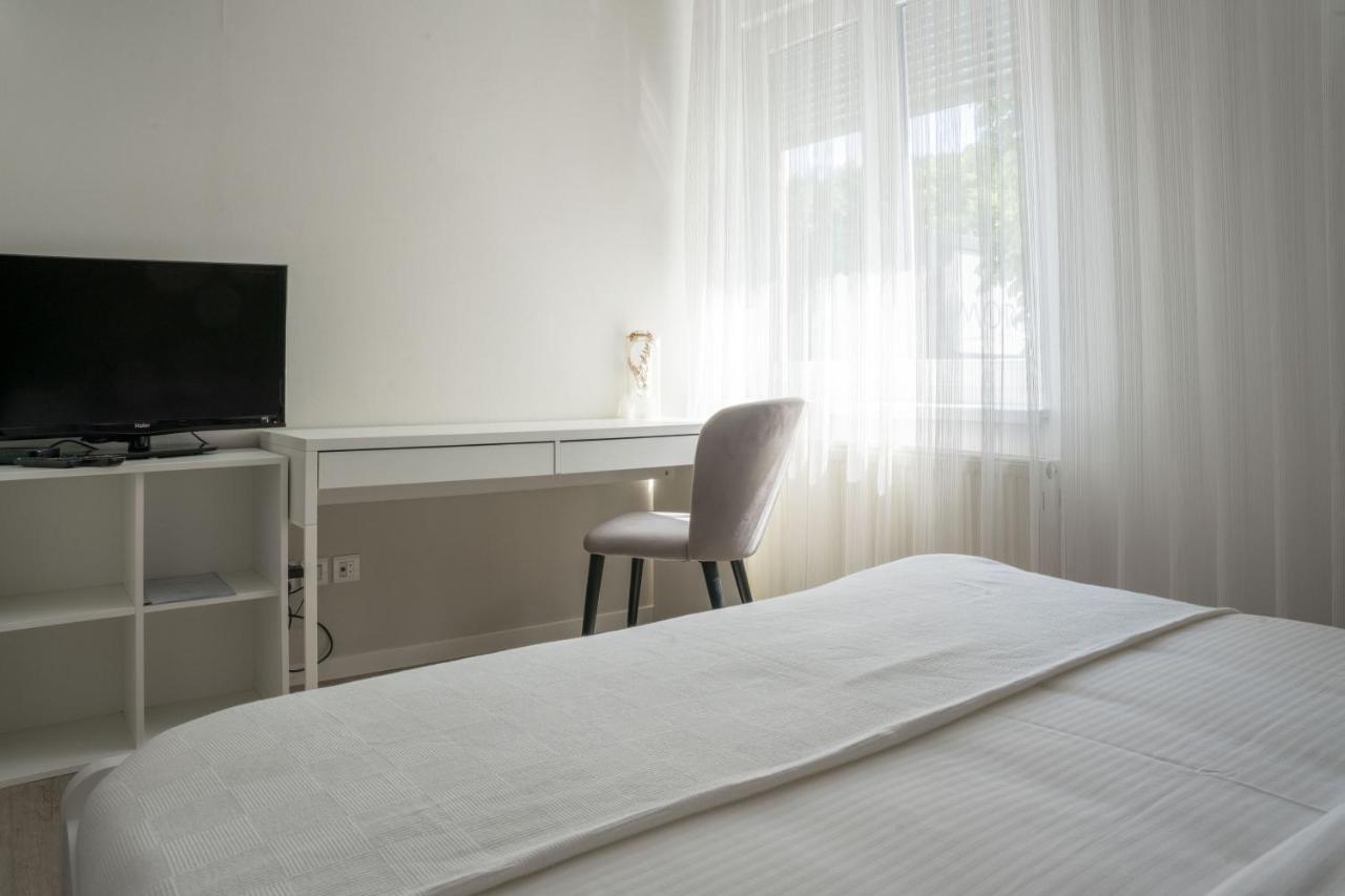 Hotel Morea Ljubljana Exteriör bild