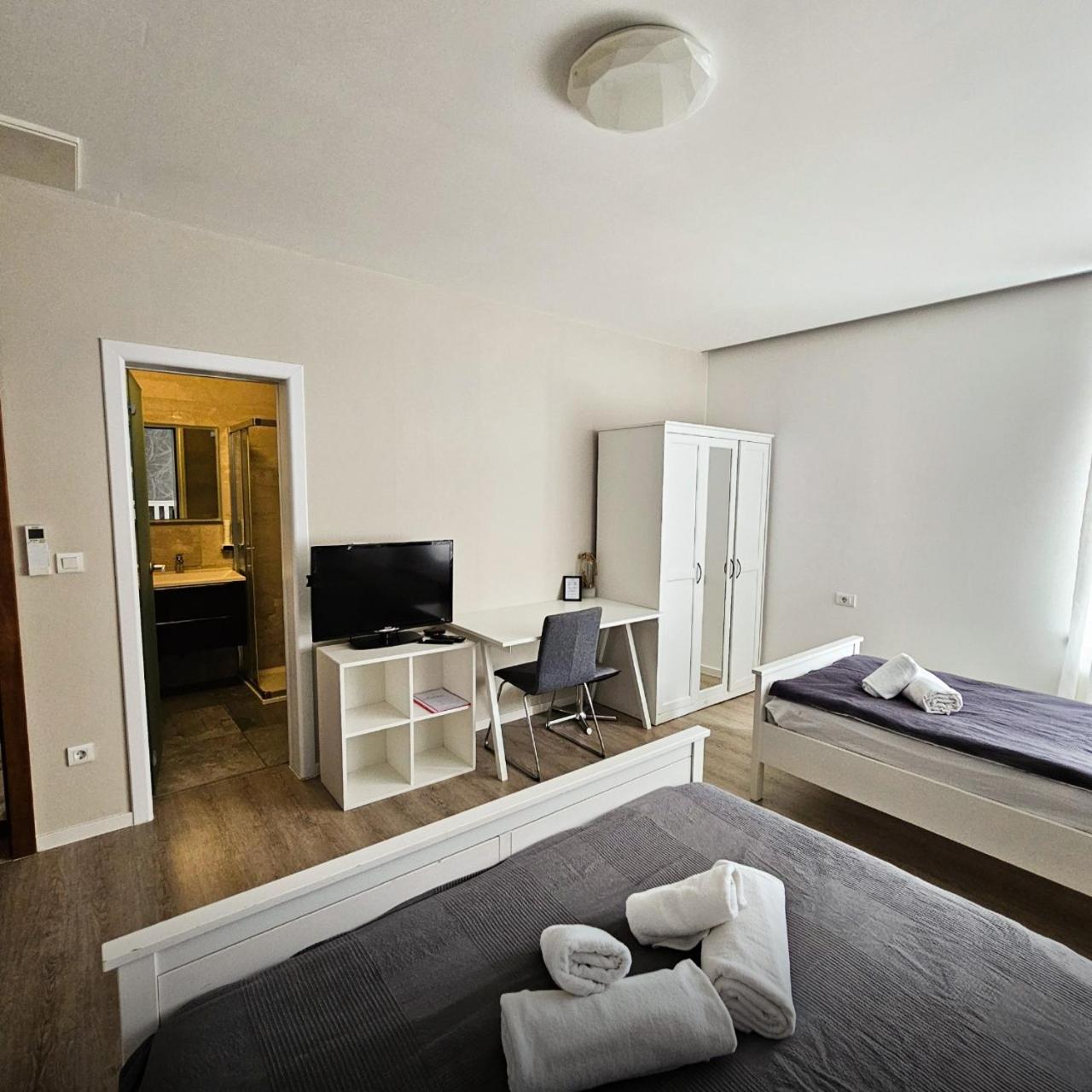 Hotel Morea Ljubljana Exteriör bild